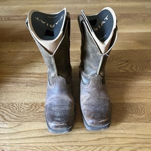 Youth Ariat Rambler boots, size 11.5